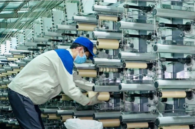 Weaving Lines, Belts